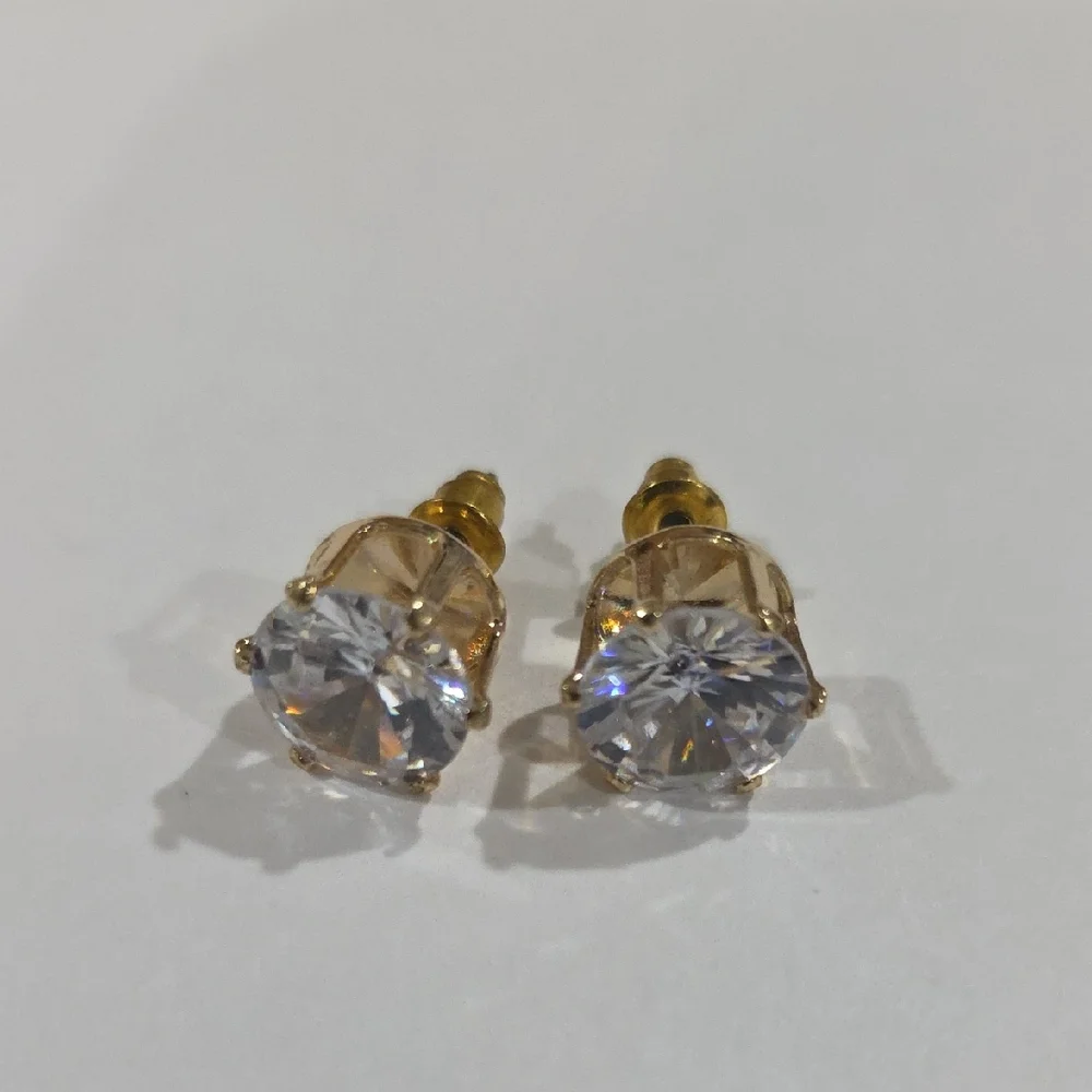 Gold Clear Crystal Stud Earrings – Sparkling Elegant Women’s Fashion Jewelry-